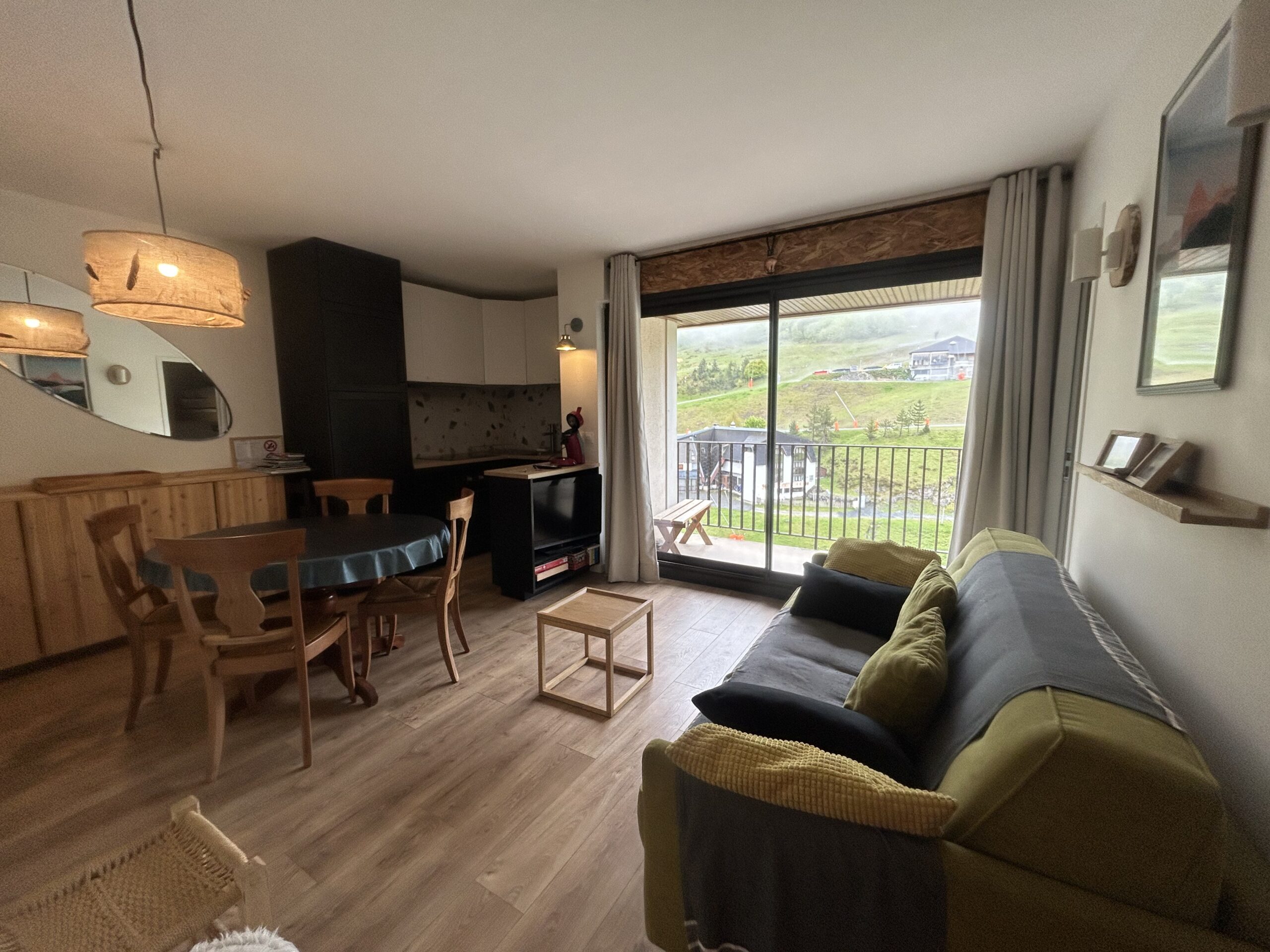 Coquet T2 à 100 mètre du pied des pistes